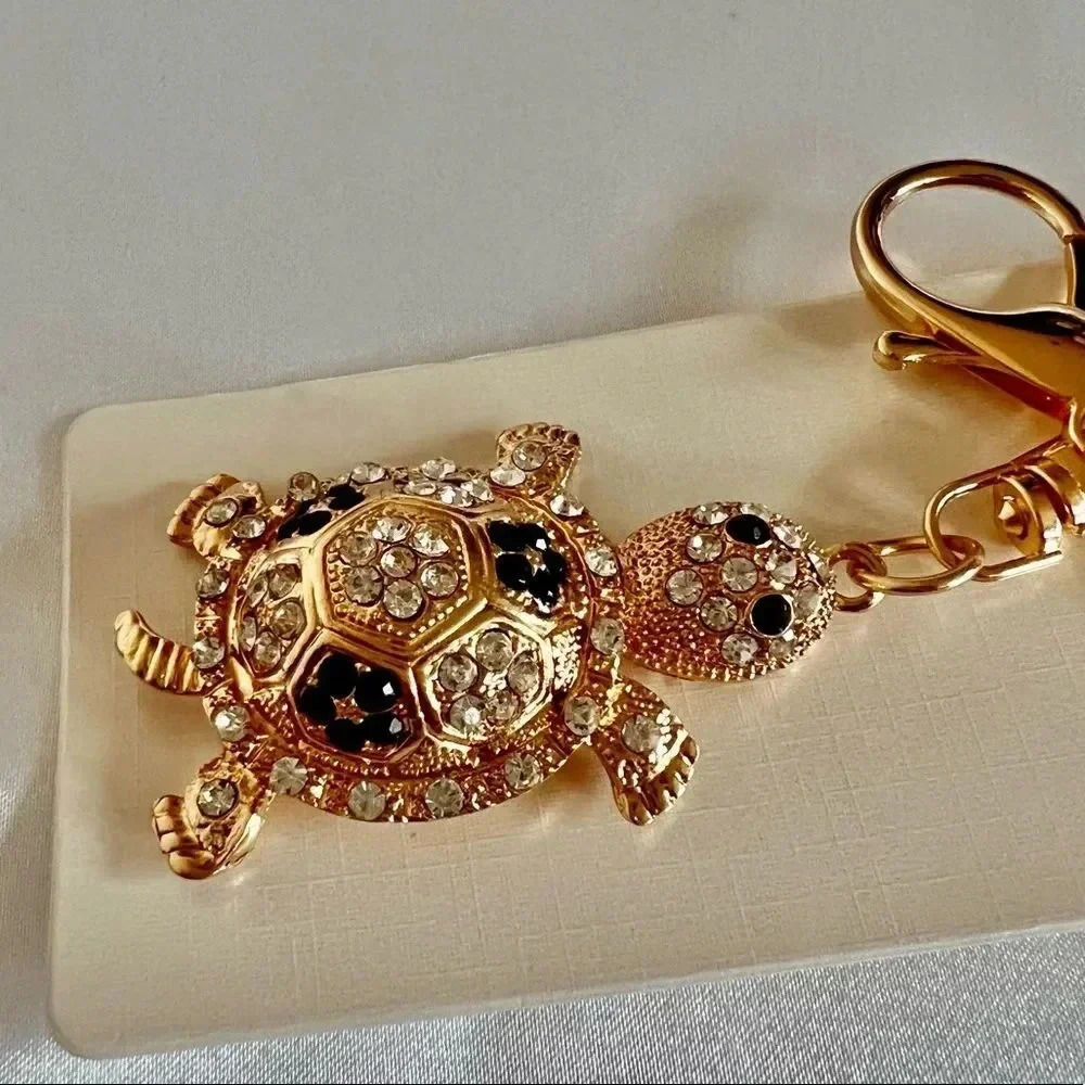 Turtle Key Chain Or Bag Charm Black/White Crystal Rhinestone Gold Tone Hardware - Picture 2 of 6